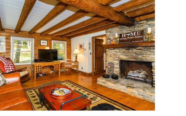 photo 2 of Eagles Rest Lodge Holiday home 3 BestStayz.1