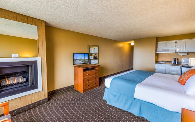 photo 4 of Ebb Tide Oceanfront Inn