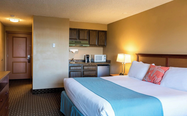 photo 5 of Ebb Tide Oceanfront Inn