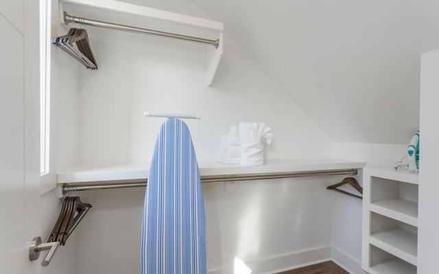photo 5 of Ech1-2 Two Huge Homes Downtown Views & Tons of Outdoor Space! Sleeps 24!