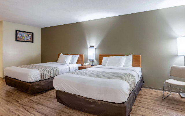photo 4 of Budget Inn