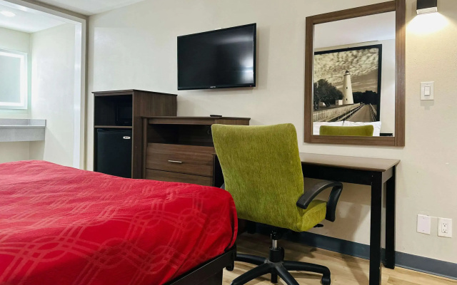 photo 4 of Econo Lodge Union City - Atlanta South