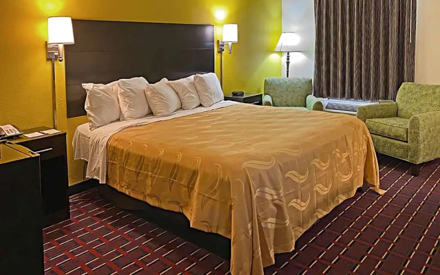 photo 5 of Econo Lodge