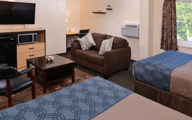 photo 5 of Econo Lodge