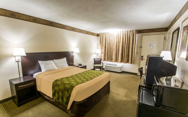 photo 4 of Econo Lodge Jacksonville South