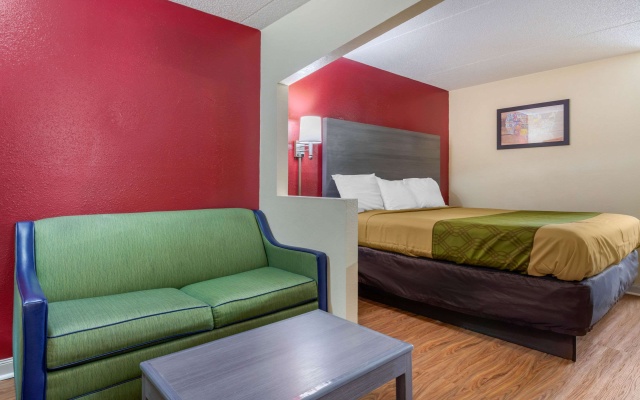 photo 3 of Econo Lodge Chattanooga Northeast - Ooltewah