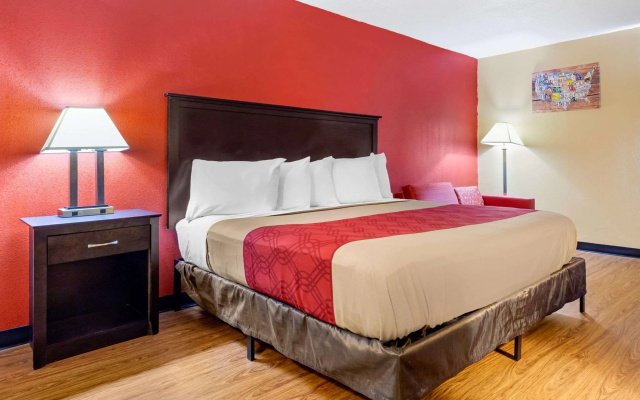 photo 4 of Econo Lodge Burlington I-40