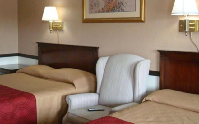 photo 3 of New Haven Inn