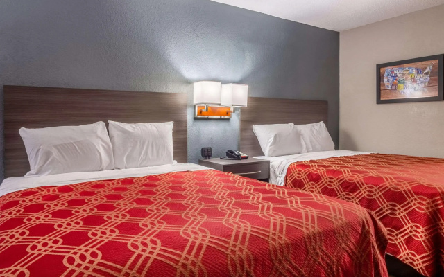 photo 4 of Econo Lodge East Ridge