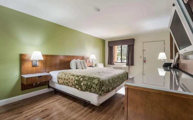 photo 5 of Econo Lodge Atlanta Airport East