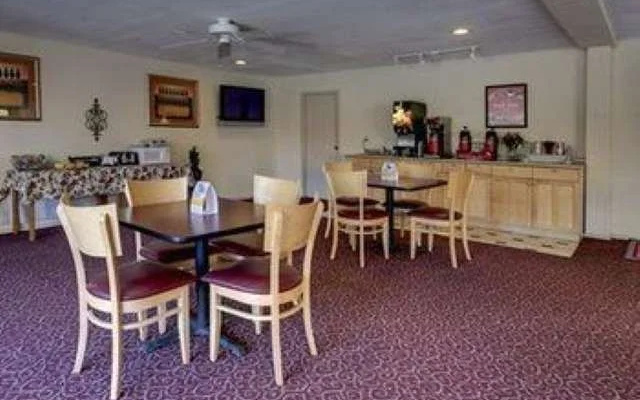 photo 5 of Blue Star Inn