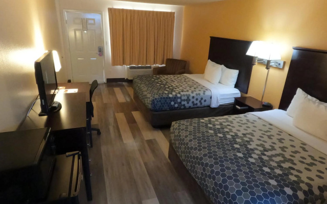 photo 5 of Econo Lodge Inn & Suites San Antonio near Frost Bank Center