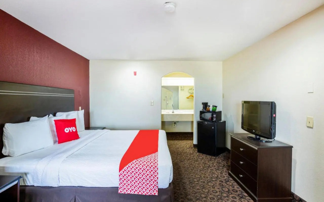 photo 5 of Econo Lodge Inn & Suites Port Allen
