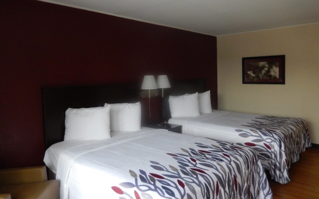 photo 2 of Econo Lodge King's Dominion - South