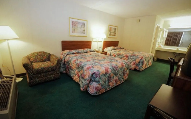 photo 3 of Econo Lodge King's Dominion - South