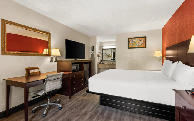photo 3 of Americas Best Value Inn Laurel