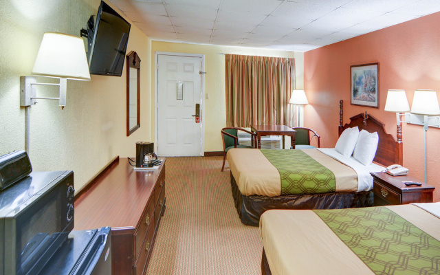 photo 5 of Econo Lodge Marshall