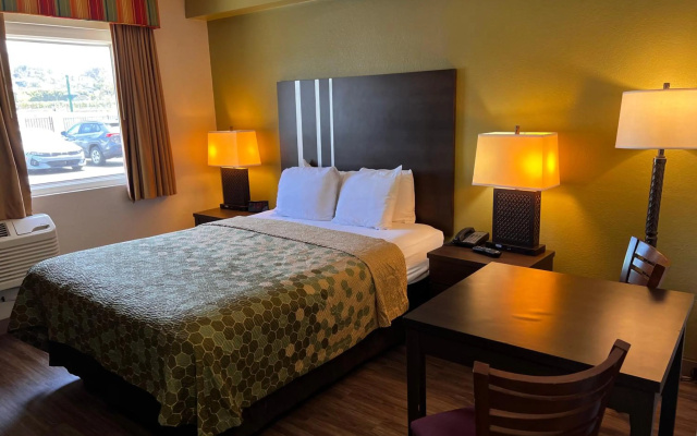 photo 3 of Brisa Pacific Hotel Encinitas