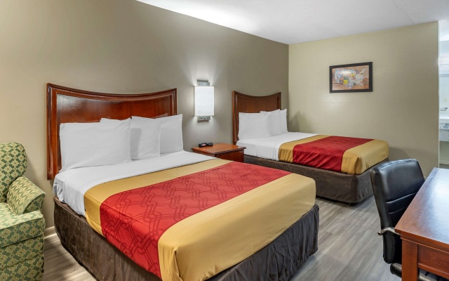 photo 5 of Econo Lodge Charlottesville North - University Area