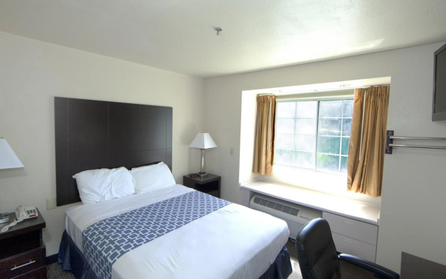 photo 5 of Rodeway Inn & Suites Lewisville I-35