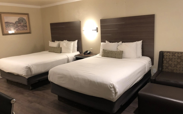 photo 3 of El Castell Motel