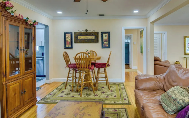 photo 4 of El Portal Vacation Rental ~ 9 Mi to Miami!
