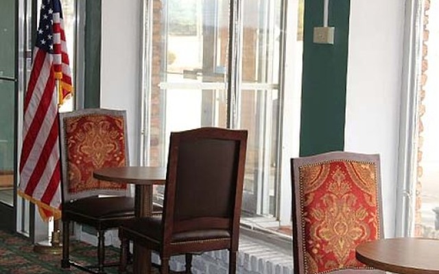 photo 3 of Elizabeth Inn Freeport
