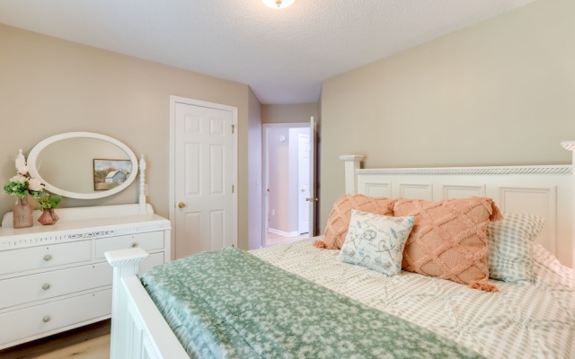 photo 5 of Ellijay Vacation Home w/ Hot Tub & Game Room!