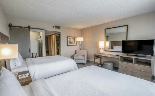 photo 3 of Embassy Suites by Hilton Chicago Schaumburg Woodfield