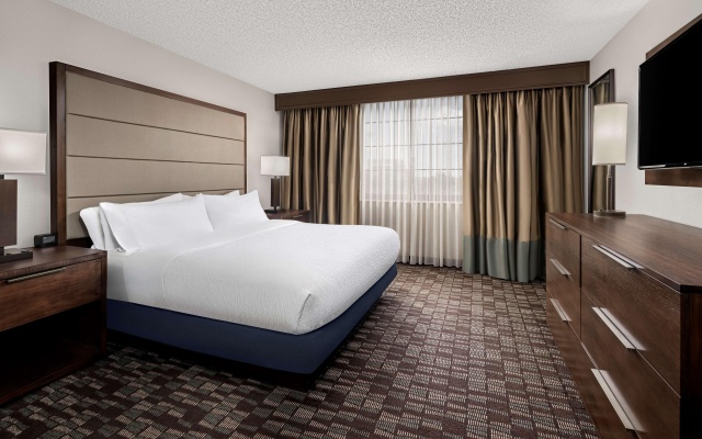 photo 3 of Embassy Suites by Hilton Nashville Airport