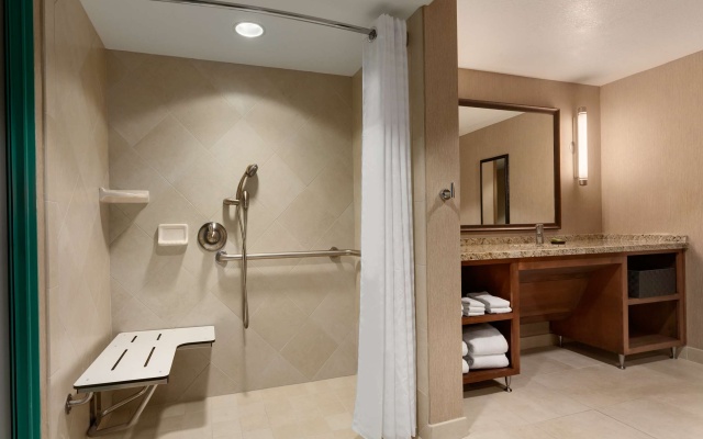 photo 5 of Embassy Suites by Hilton Los Angeles LAX South/El Segundo