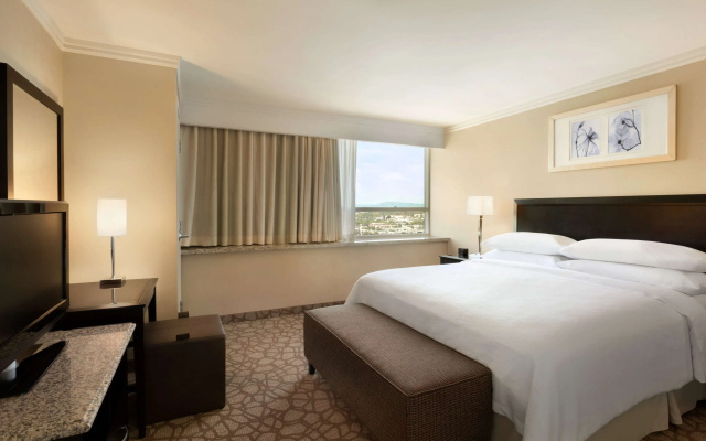 photo 5 of Embassy Suites Los Angeles - Glendale