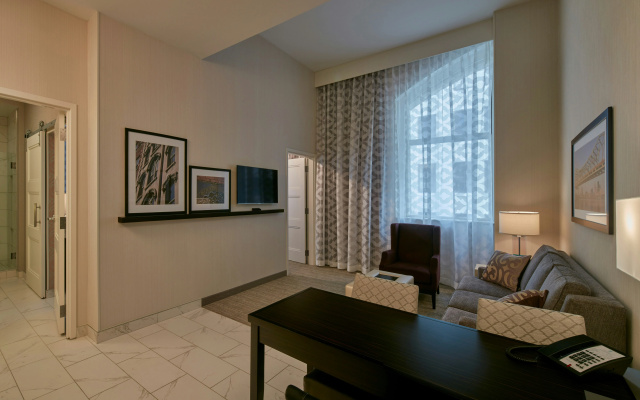 photo 3 of Embassy Suites Louisville Downtown