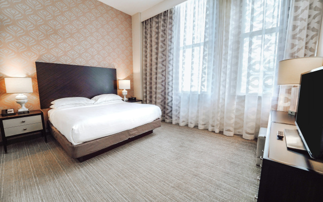 photo 4 of Embassy Suites Louisville Downtown