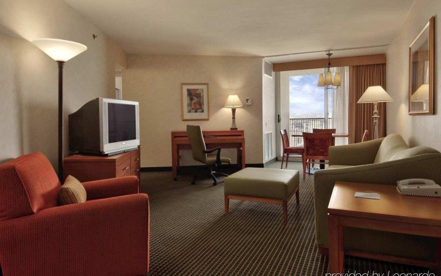 photo 4 of Embassy Suites Philadelphia Center City