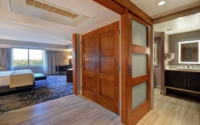 photo 4 of Embassy Suites Raleigh Durham Research Triangle