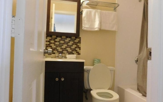 photo 5 of Emerald Isle Motel