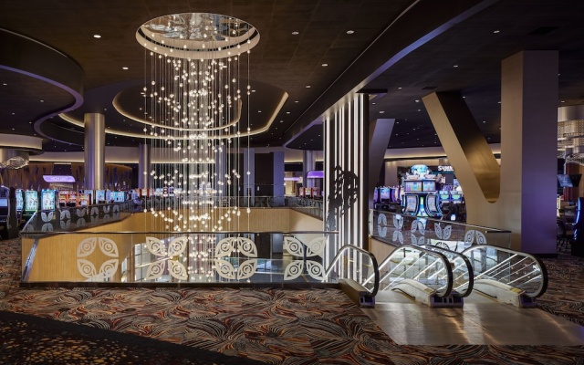 photo 2 of Emerald Queen Hotel and Casino - Tacoma