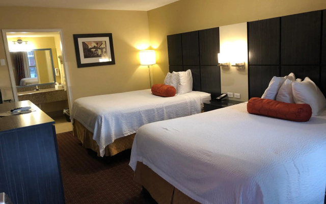 photo 2 of San Marco Inn East