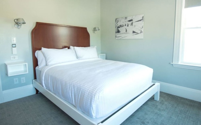 photo 4 of Emerson Inn