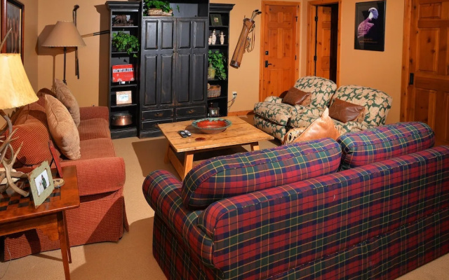 photo 5 of Enclave #193 3 Bedroom Home by RedAwning