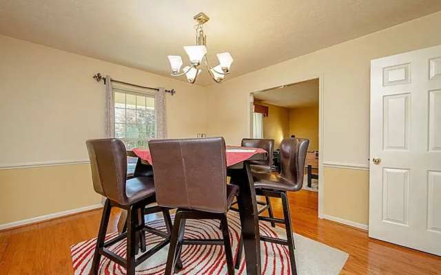 photo 2 of Enjoy the Centrally Located Mcfadyen Guest House