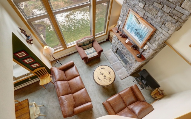 photo 2 of Er9 Elk Run 4 Bd 4.5 Ba 4 Bedroom Townhouse by RedAwning