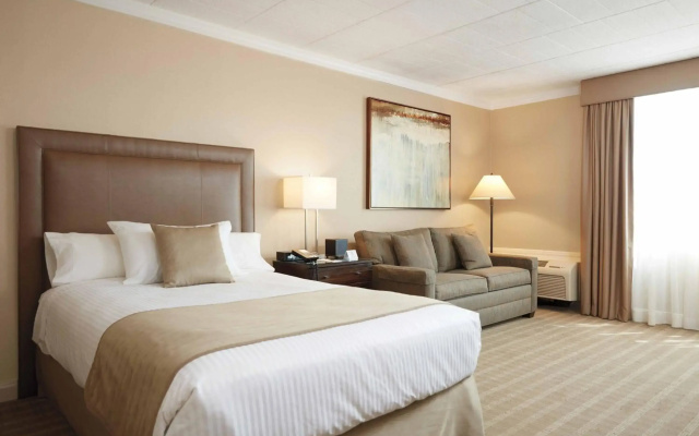 photo 4 of Ethan Allen Hotel