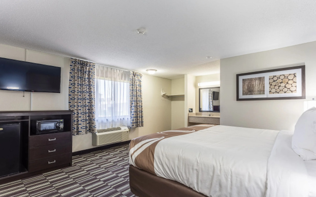photo 4 of Quality Inn Farmington