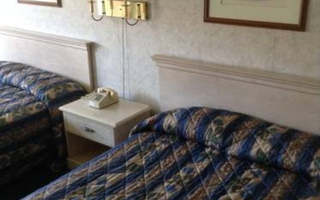 photo 2 of Executive Inn Laurel