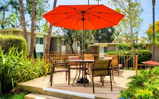 photo 2 of Santa Monica Executive Suites