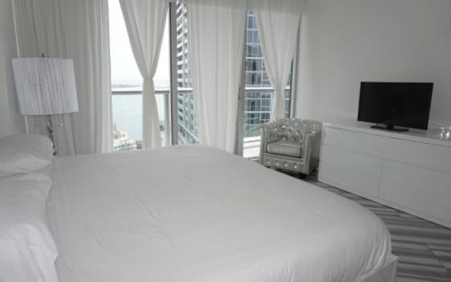 photo 2 of Icon By Design Suites Miami