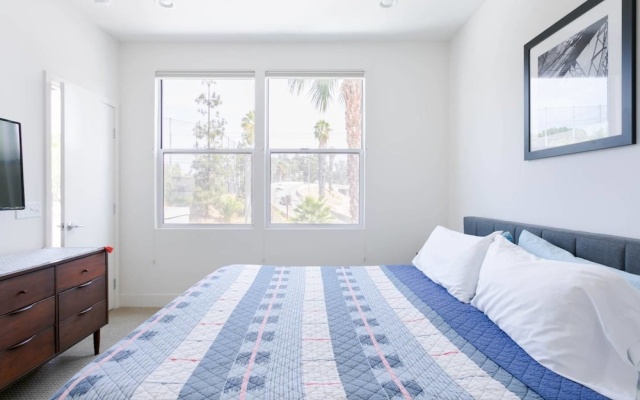 photo 4 of Explore Silver Lake From a Bright, Eclectic Condo