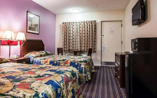 photo 3 of Express Inn -Rahway